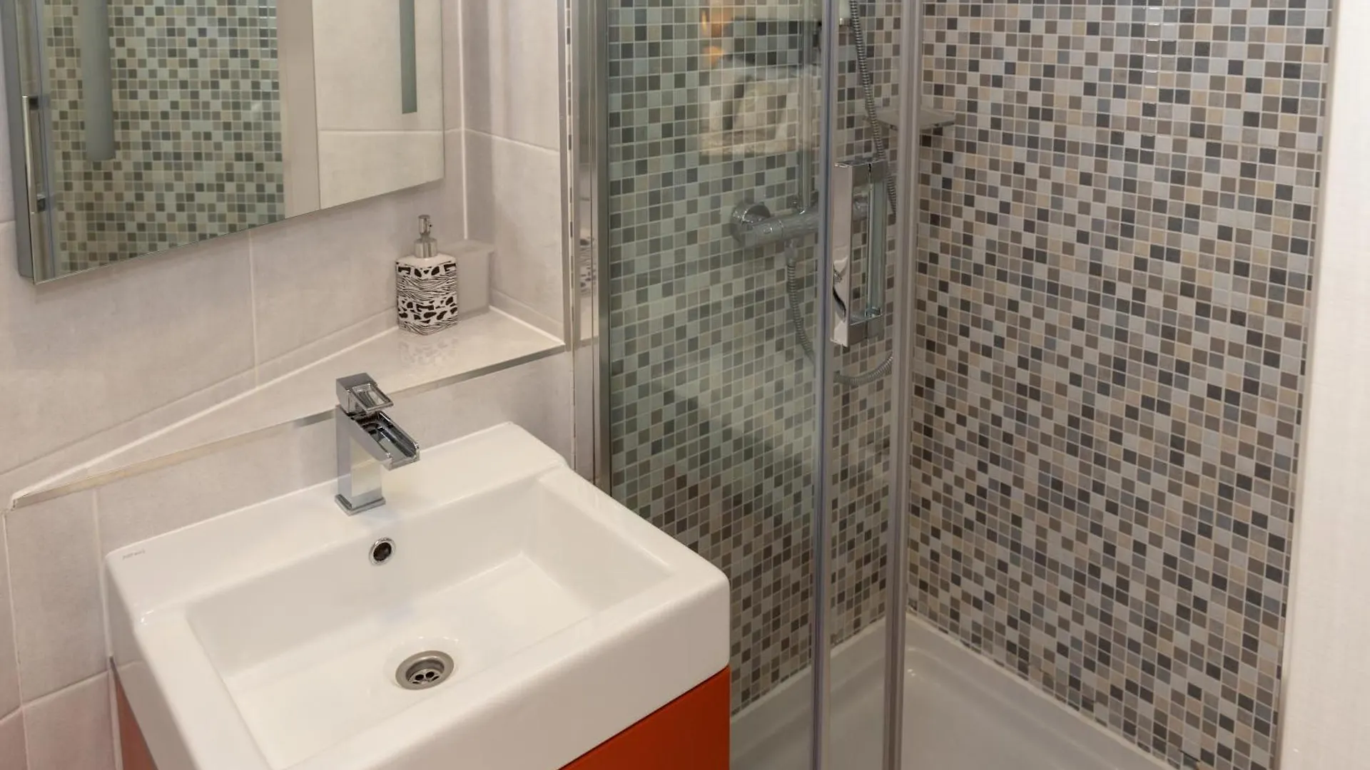Guest house Queen Teuta Luxury Rooms Split