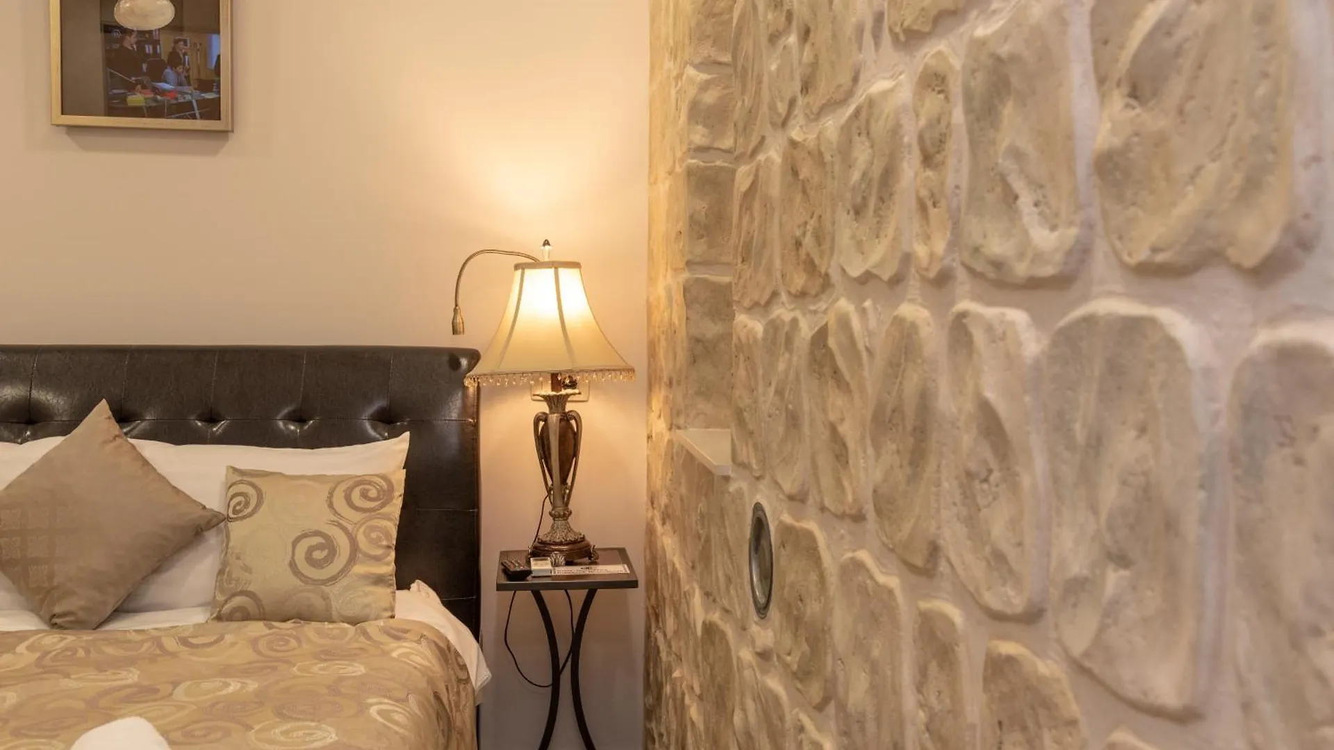 Guest house Queen Teuta Luxury Rooms Split