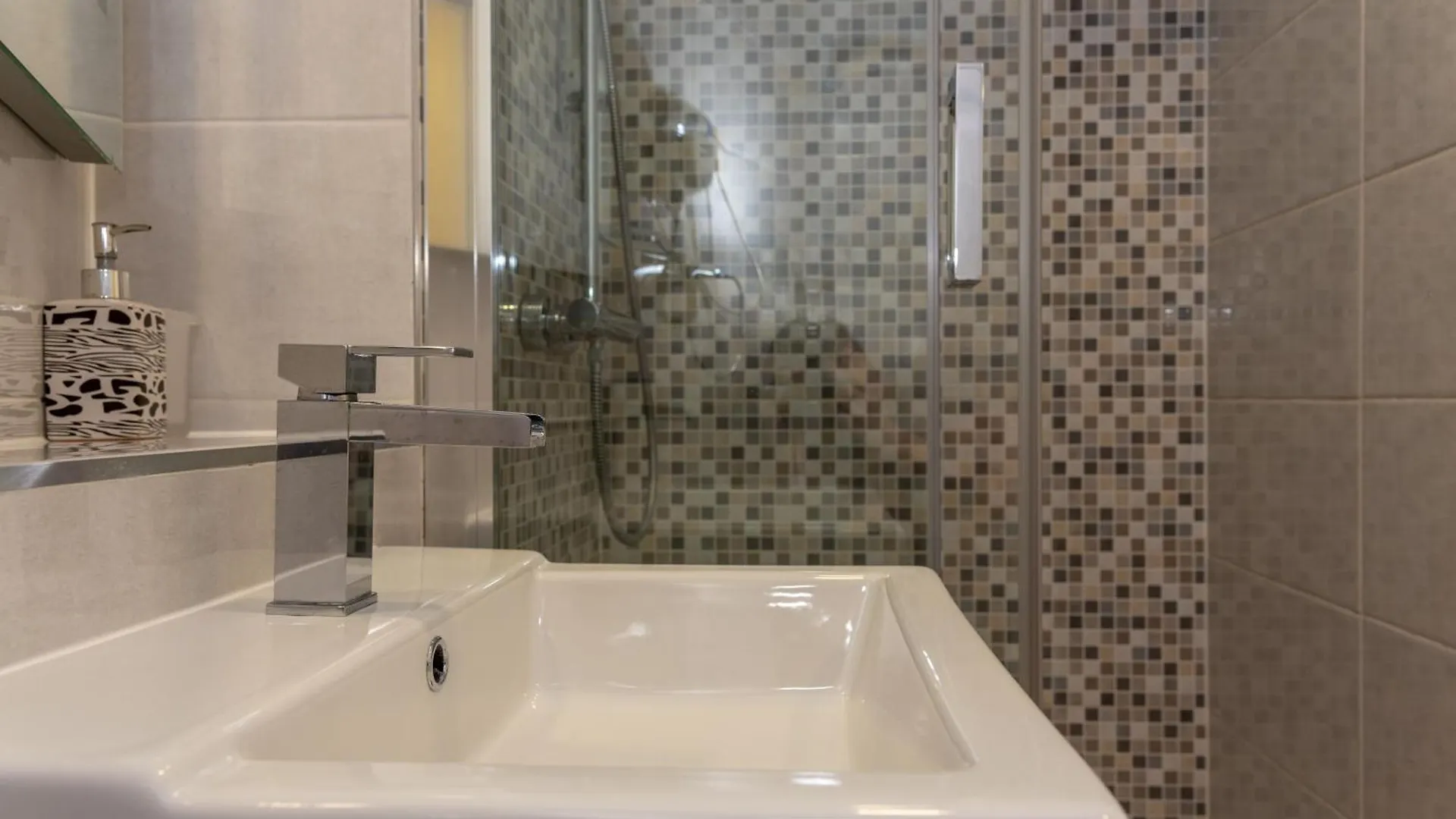 Queen Teuta Luxury Rooms Split