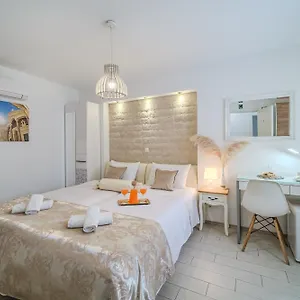 3* Affittacamere Apartments&rooms Paese